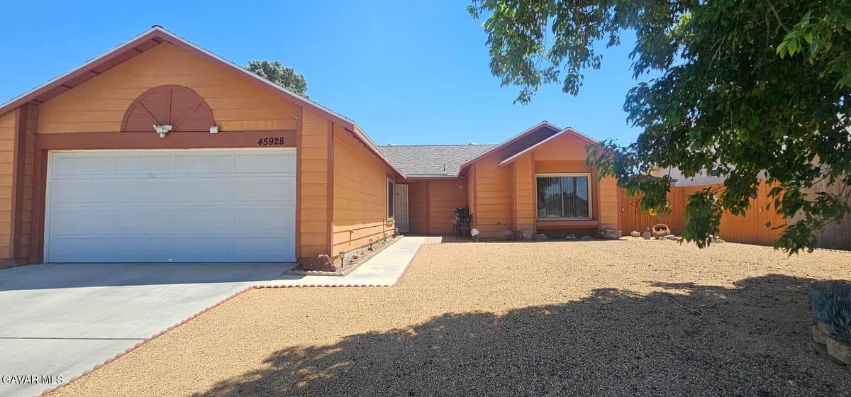 45928 Foxtail Street
