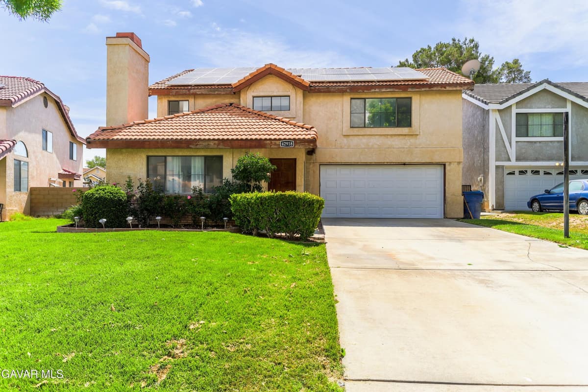 42918 Pearlwood Drive
