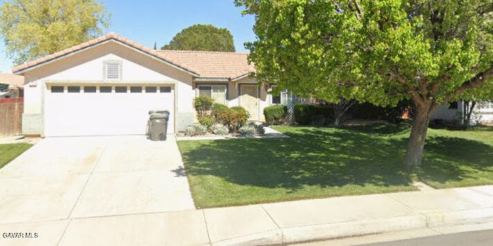 3319 E Avenue K3