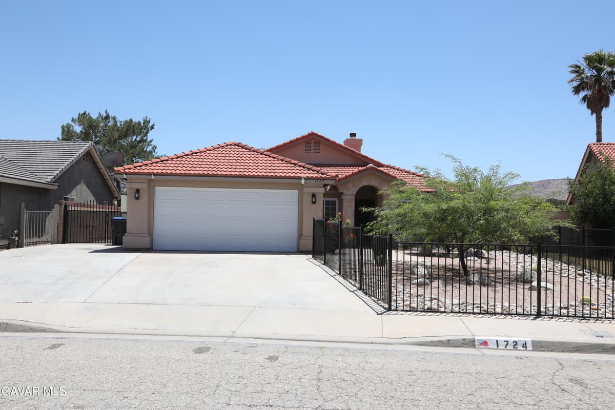 1724 High Vista Avenue