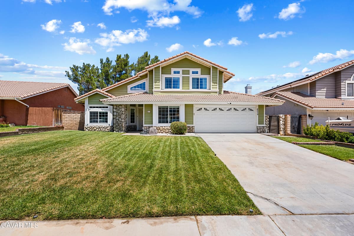 4819 Vitrina Lane