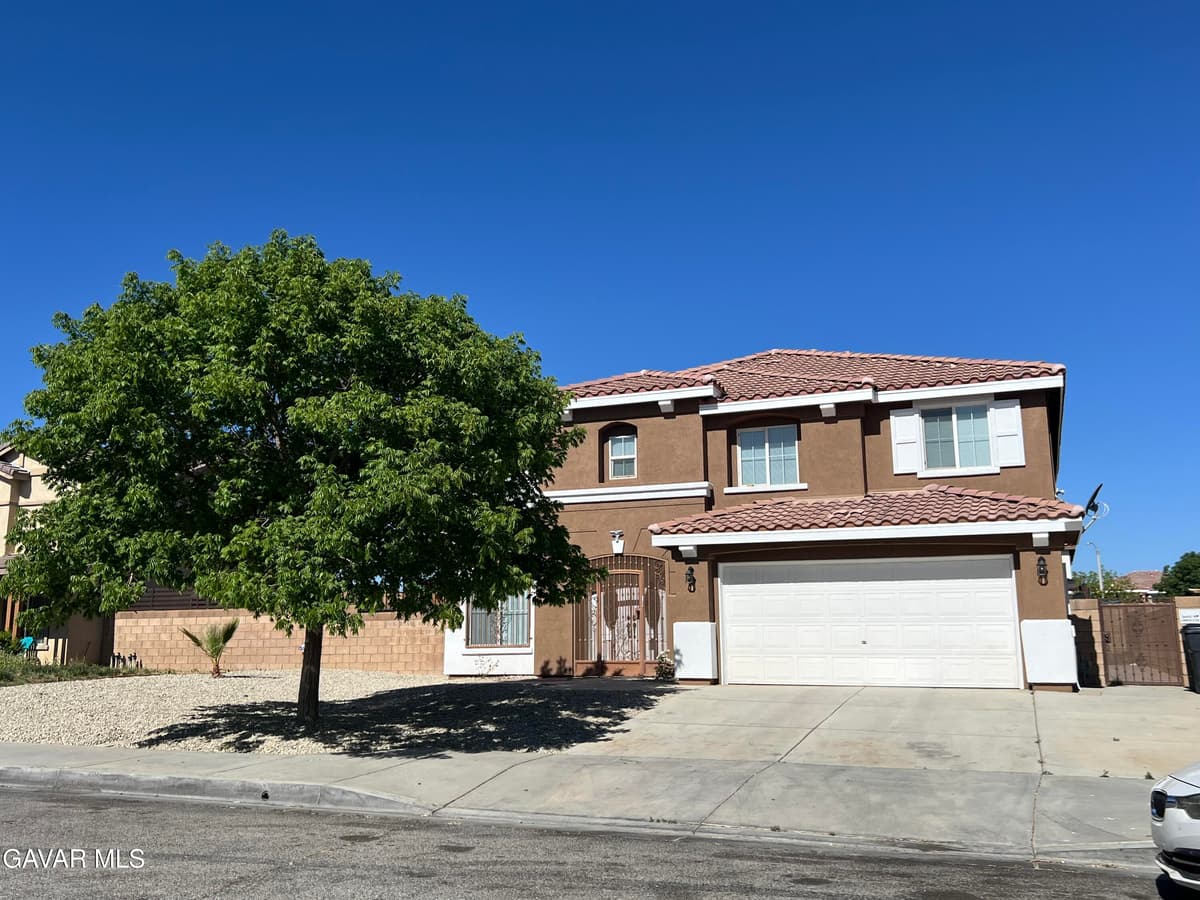 45123 Palm Lane