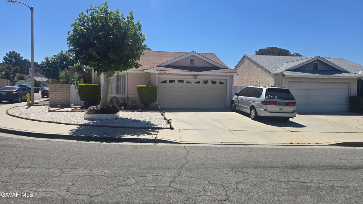 37023 E 29th Place
