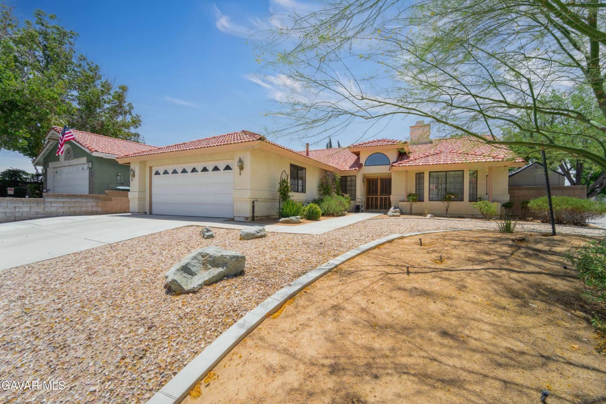 3640 Calle Estrada