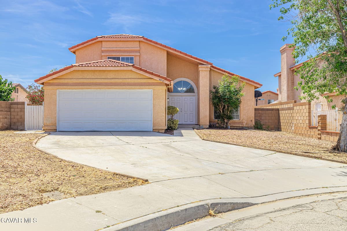 43901 Fallon Drive
