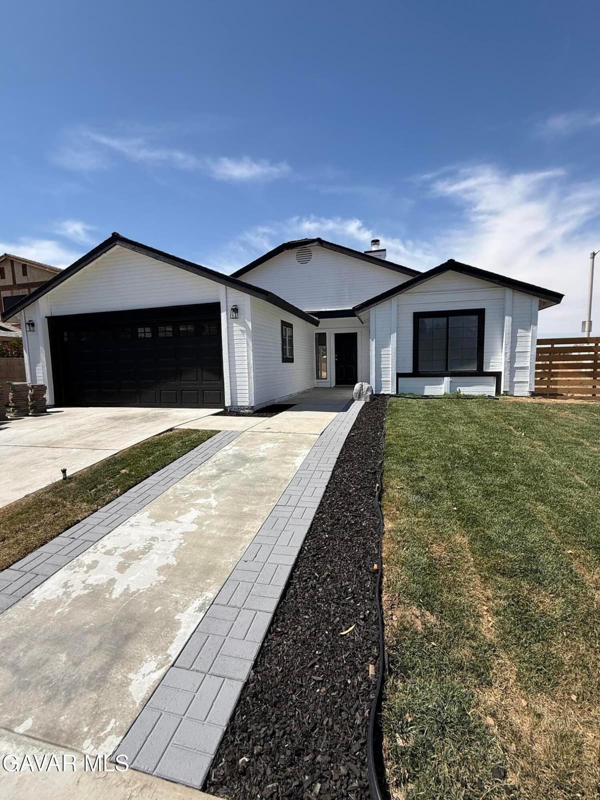 2559 E Avenue J2