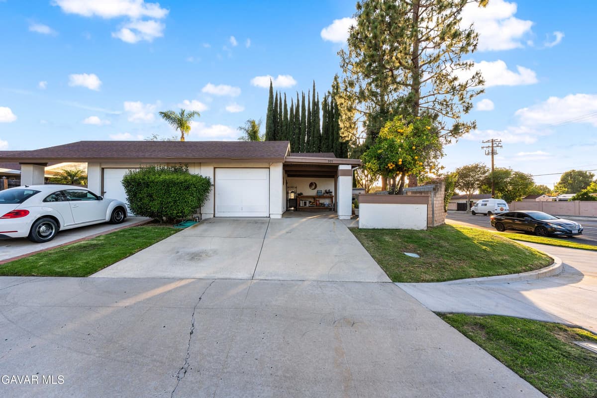 995 Vallejo Avenue
