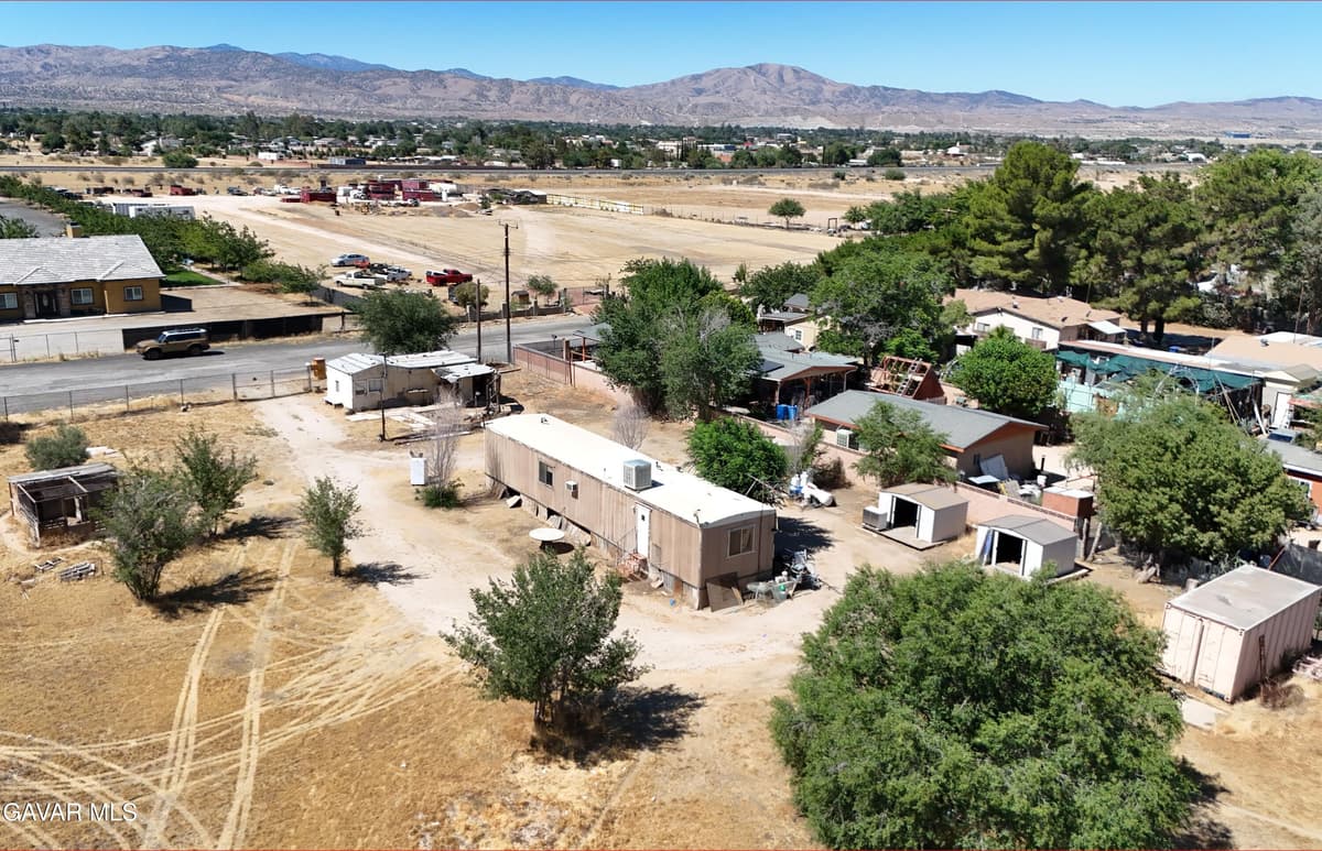 9157 E Avenue S-10