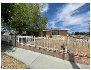 223 E Avenue J8