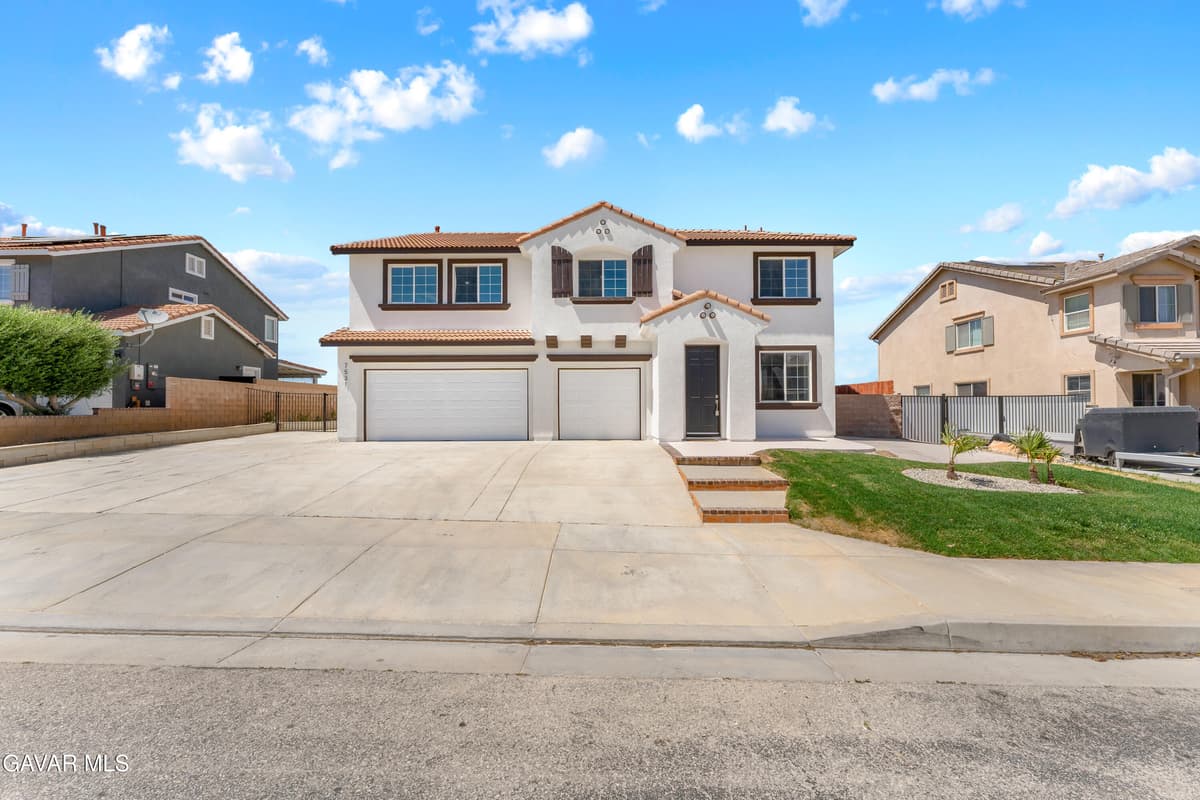 7531 Ridge View Drive