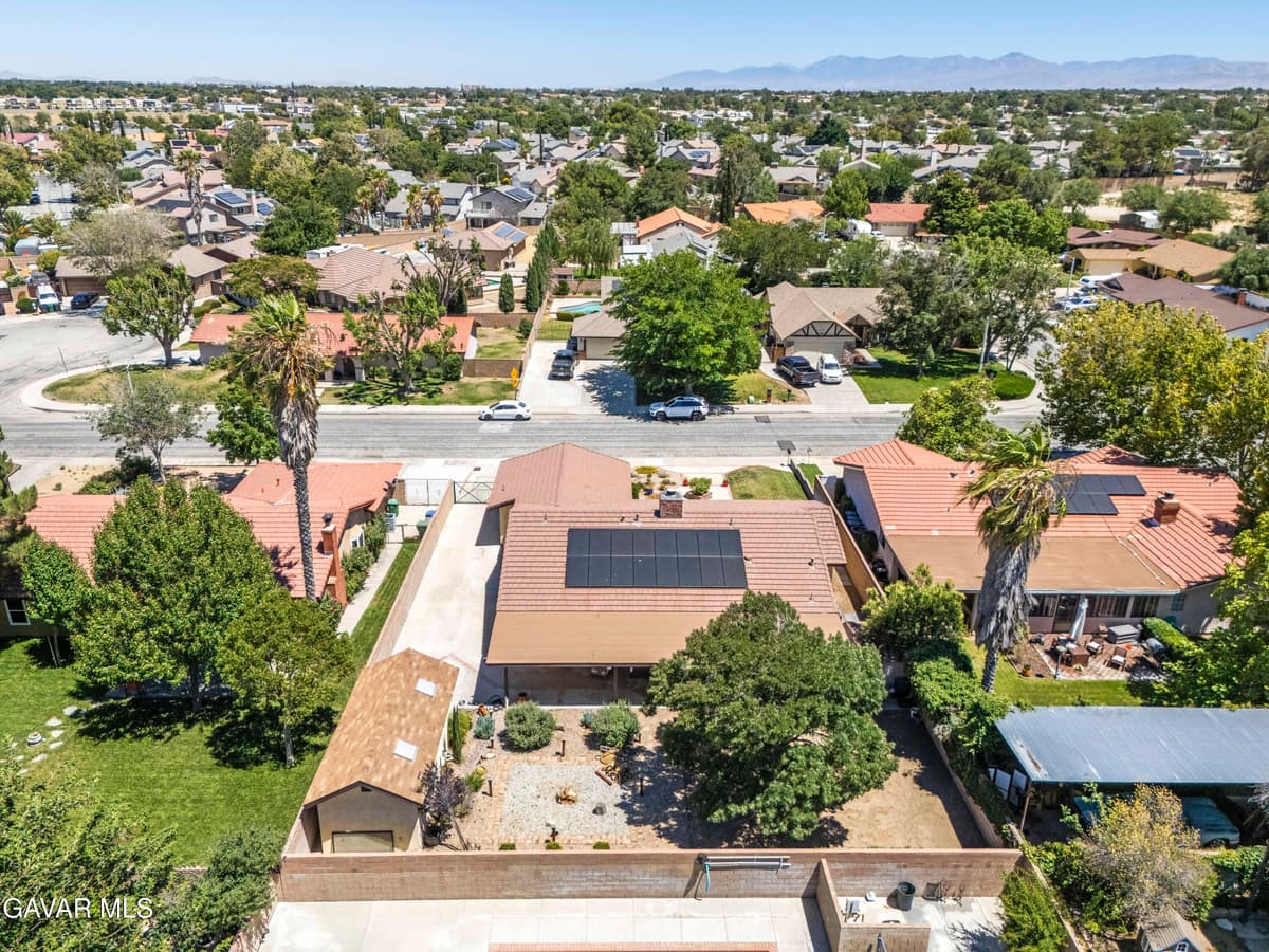 42911 Sachs Drive