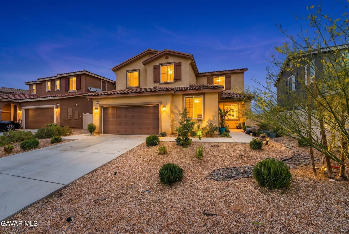 2821 Bracken Way