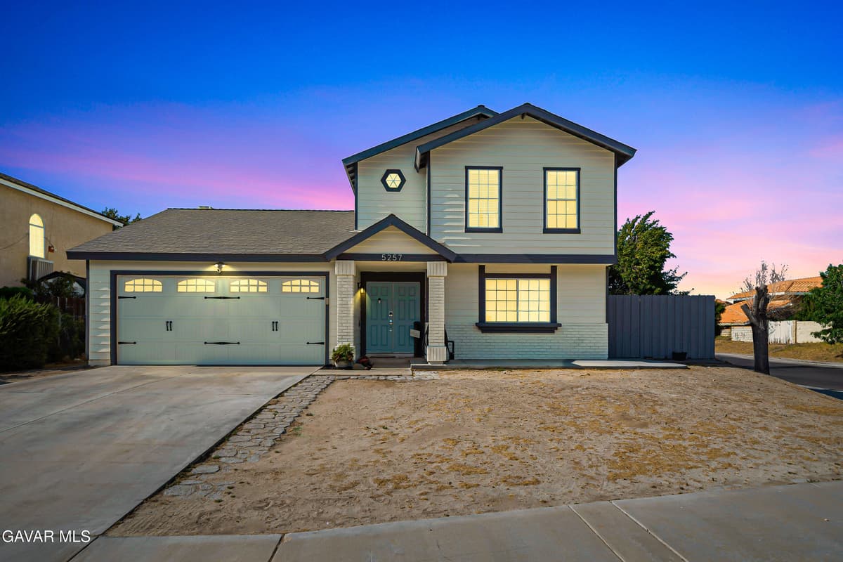 5257 E Ave R-11