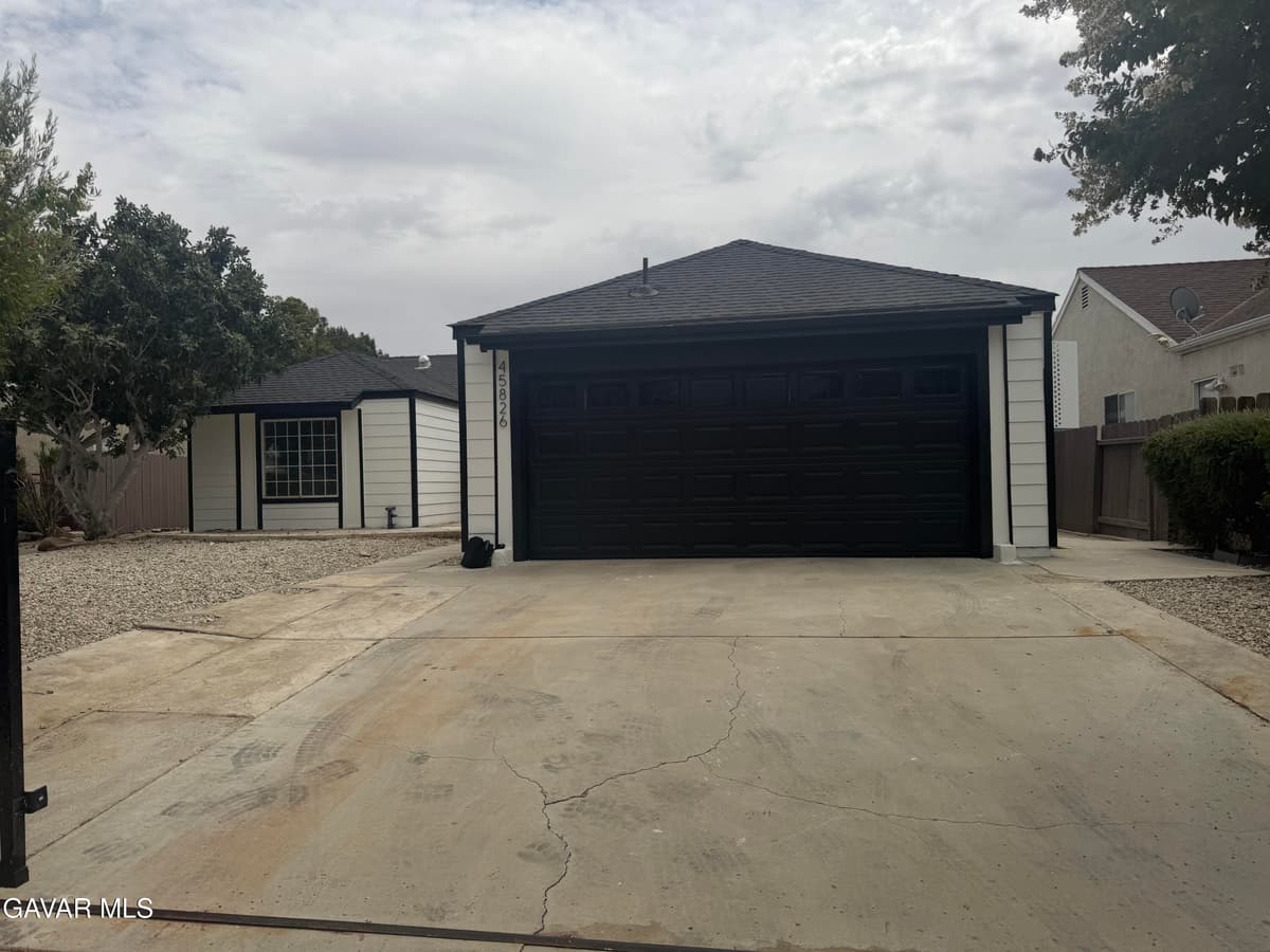 45826 Desert Springs Drive