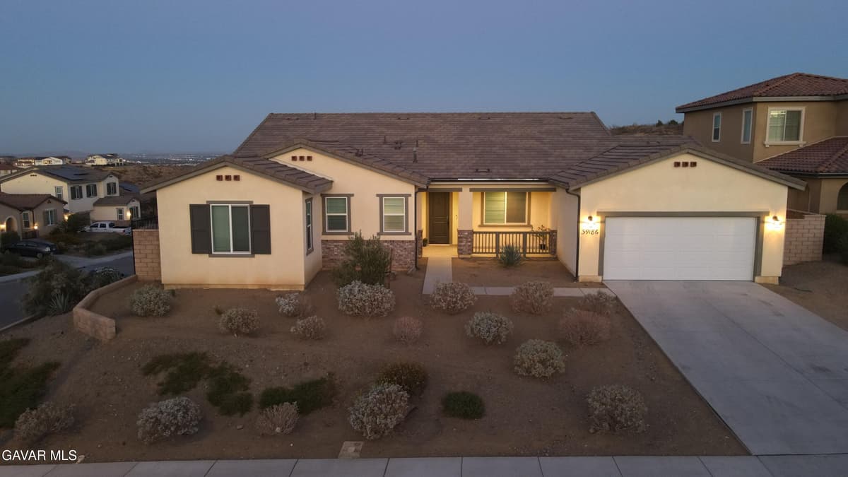39186 Pinto Court
