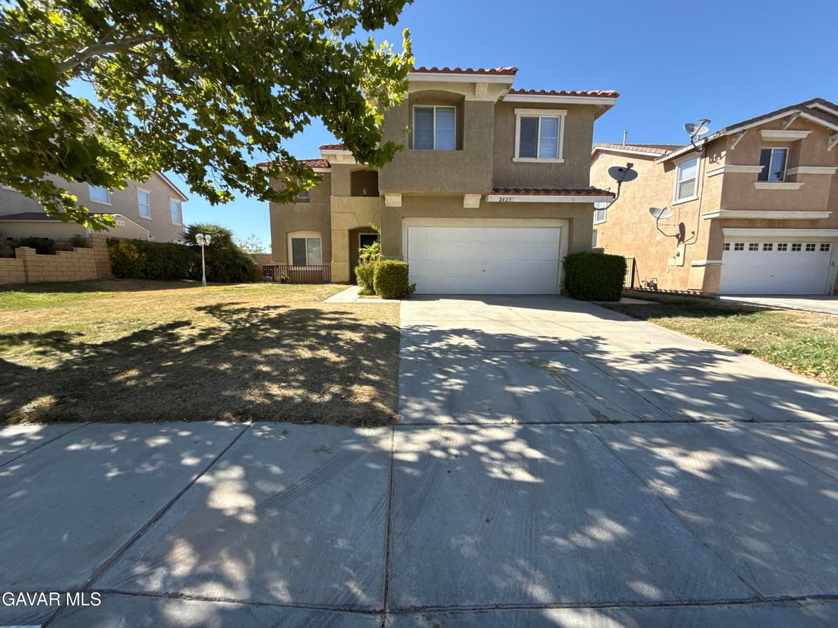 2423 Carolyn Drive