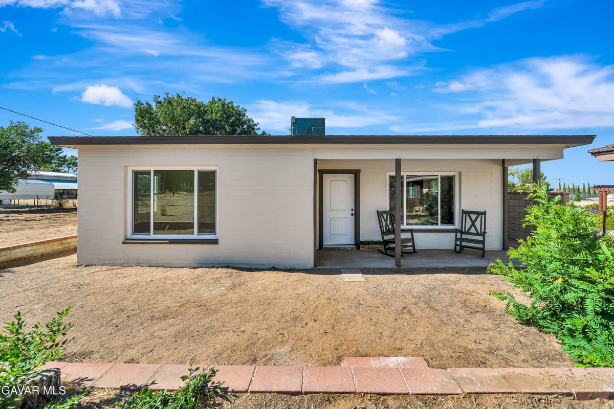 4741 W Avenue M12