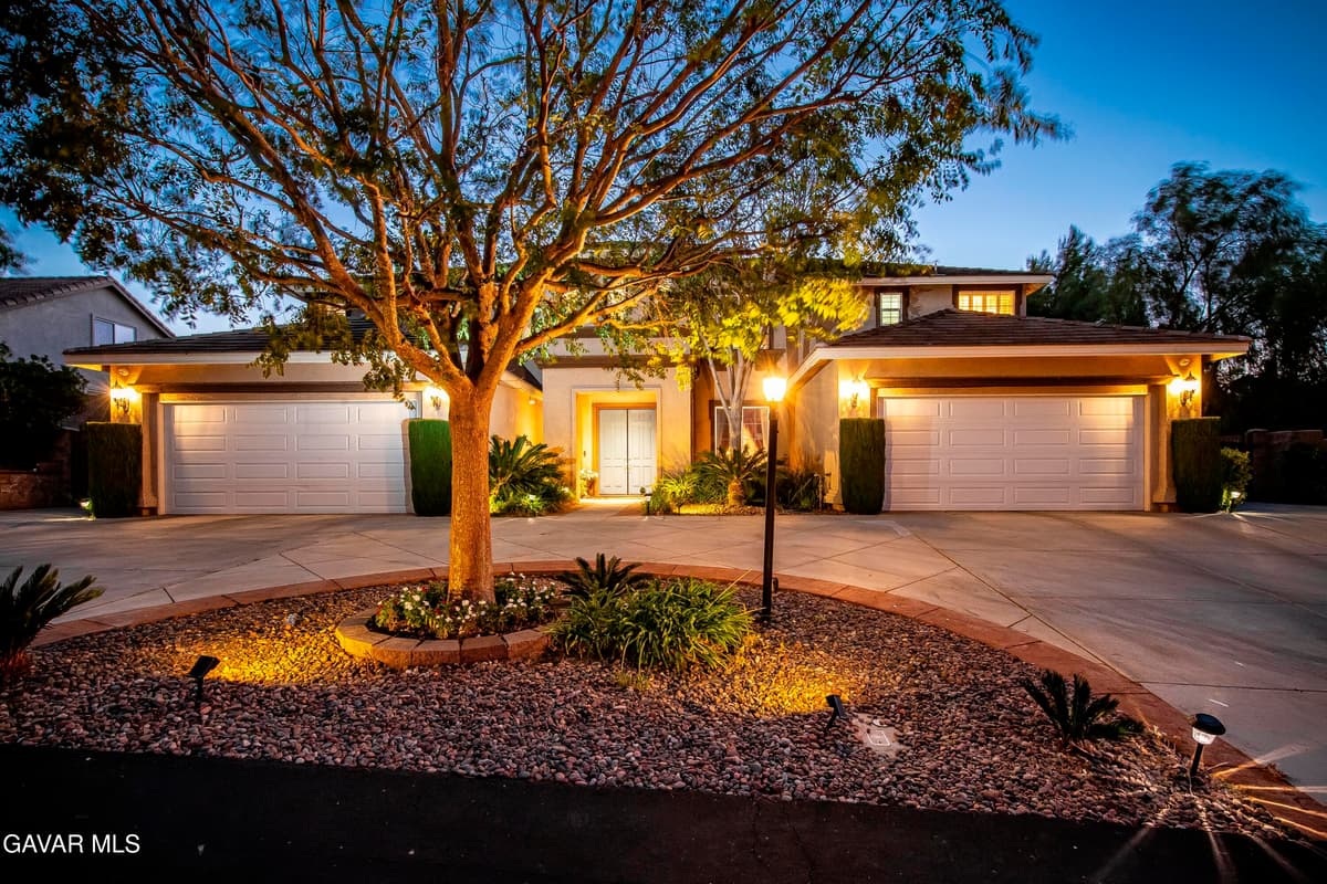 40929 Woodshire Drive