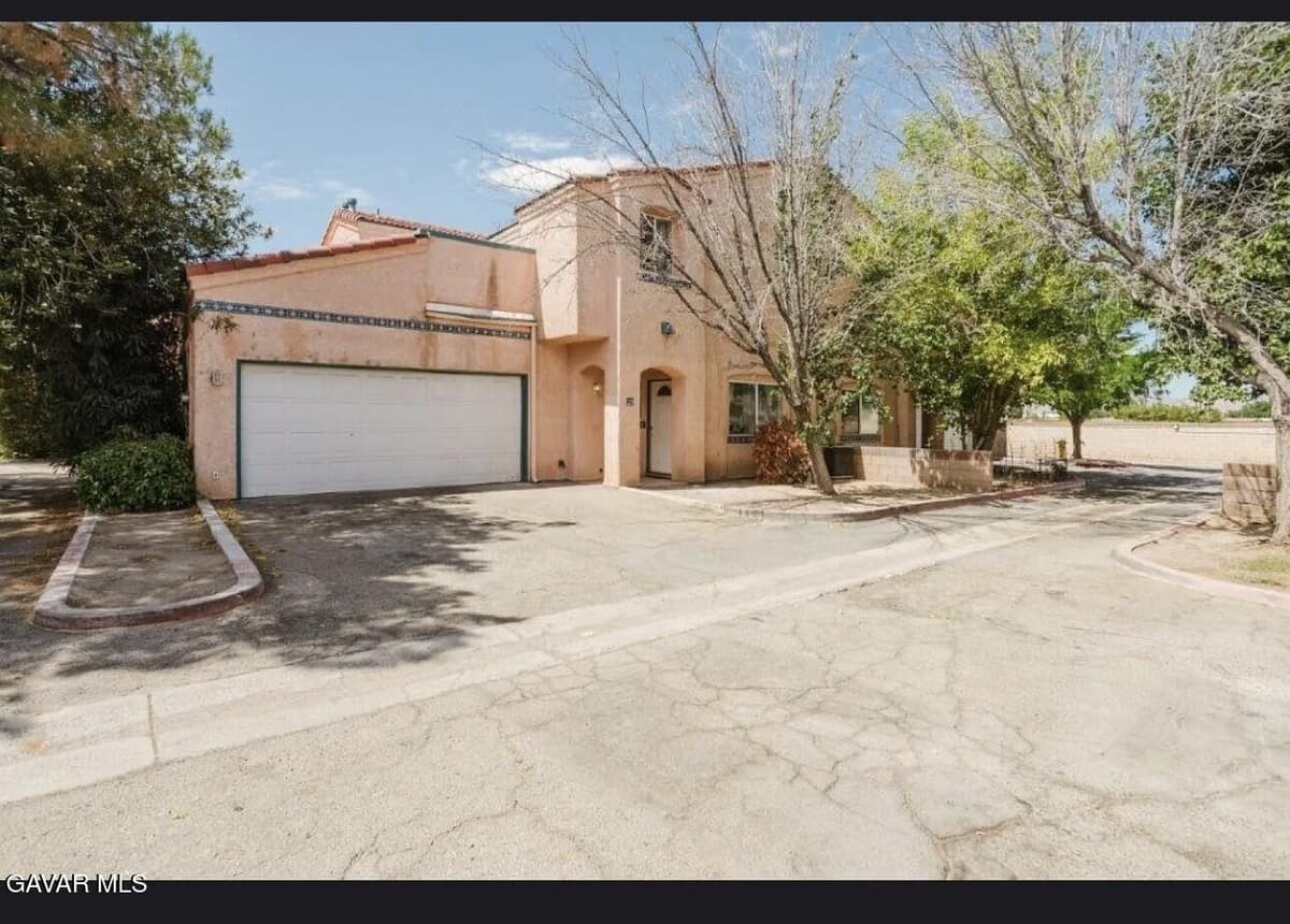 2320 E Avenue Q4