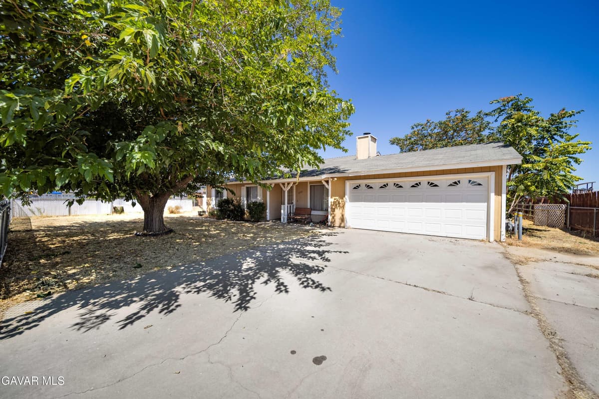 21511 San Gabriel Drive
