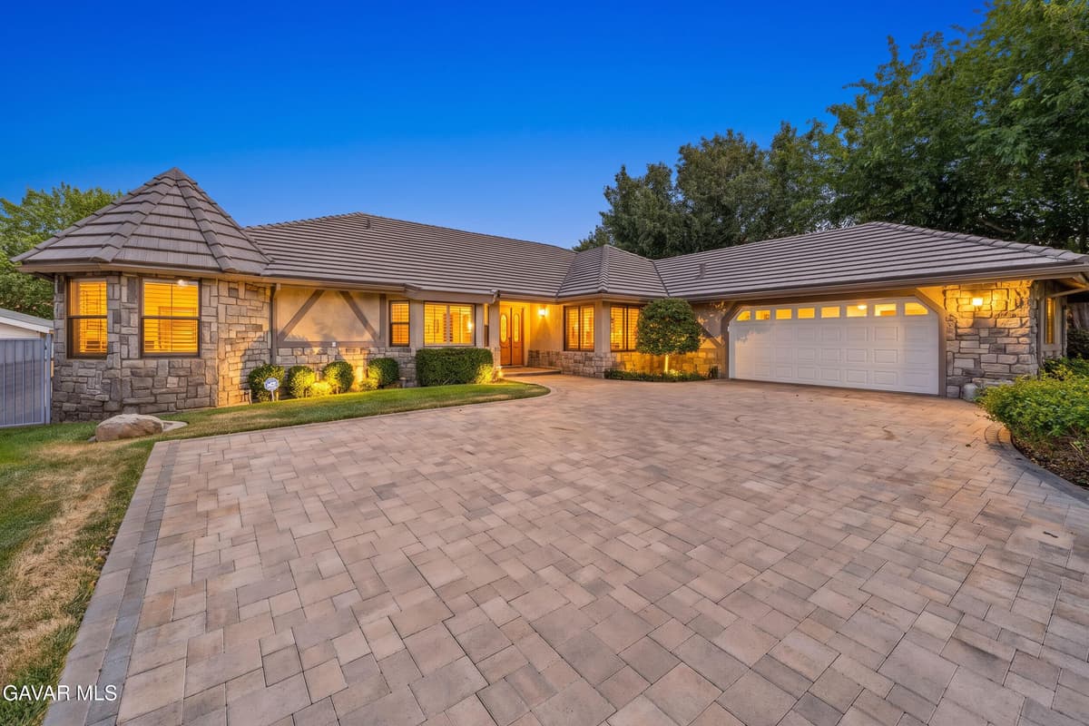 41628 Crispi Lane