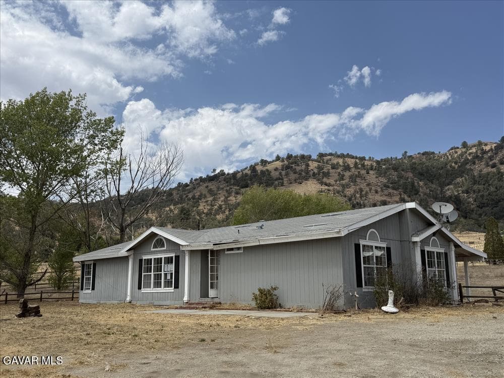 28000 Cummings Valley Road
