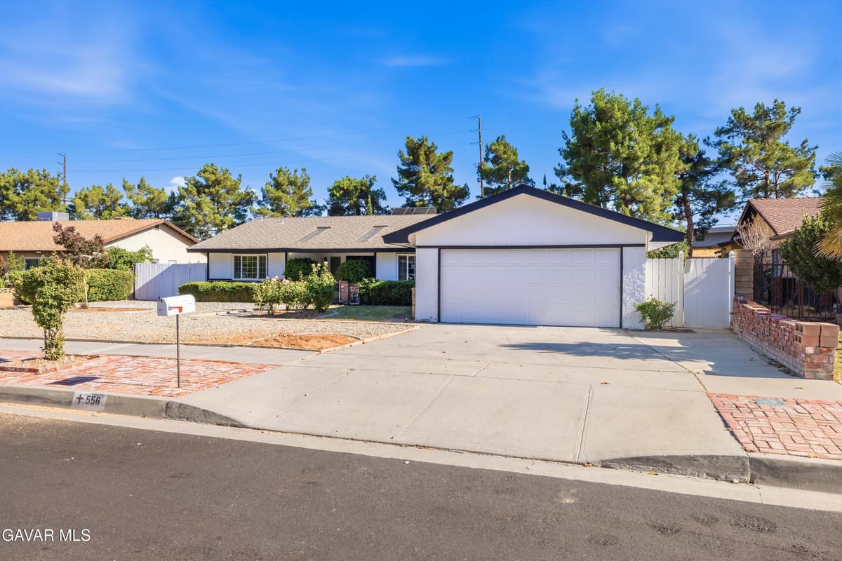 556 Callet Street