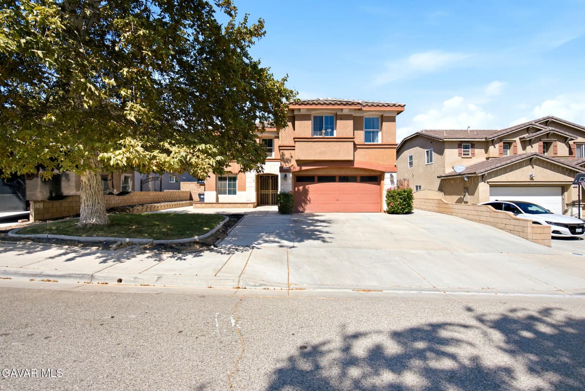 42129 Madison Court