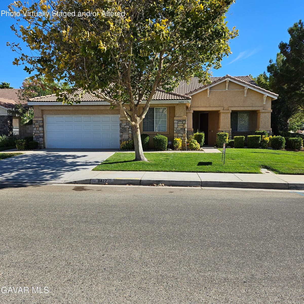 3422 Tamarisk Drive