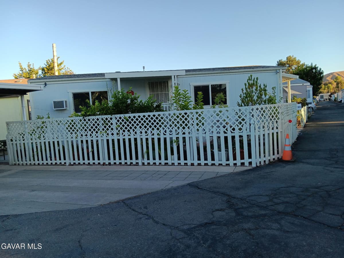 18204 Soledad Canyon