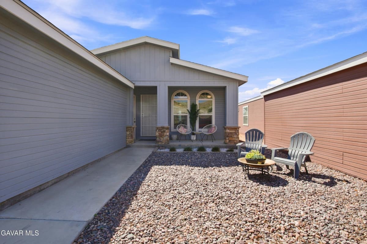2416 Sunset Ridge Drive