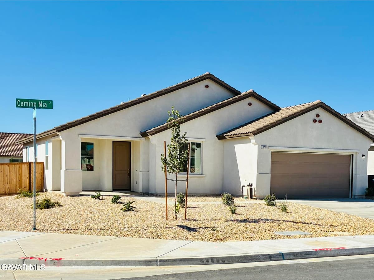 3704 Camino Mia Court