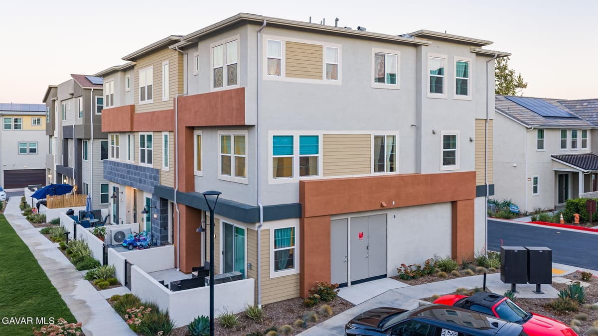 27131 Observation Court