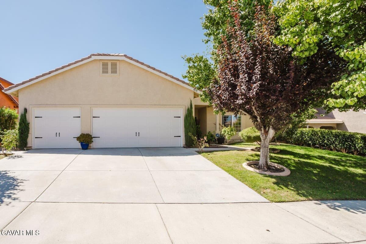 4038 Sungate Drive