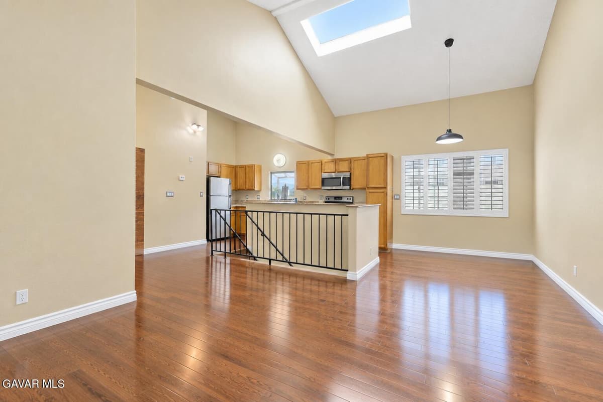 14425 Foothill