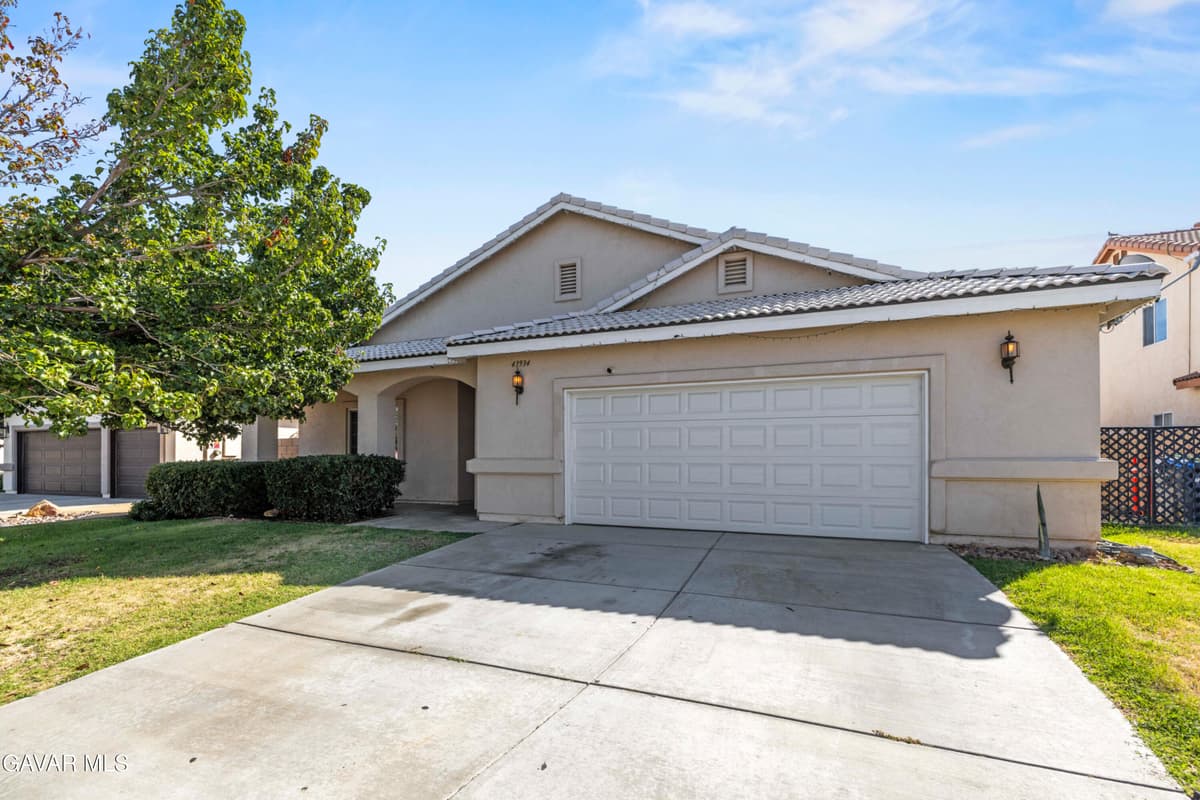 43934 Amy Court