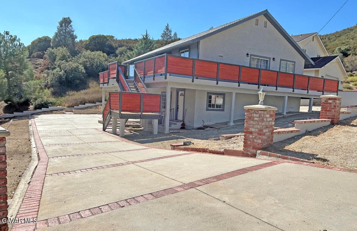 43837 Noblett Drive