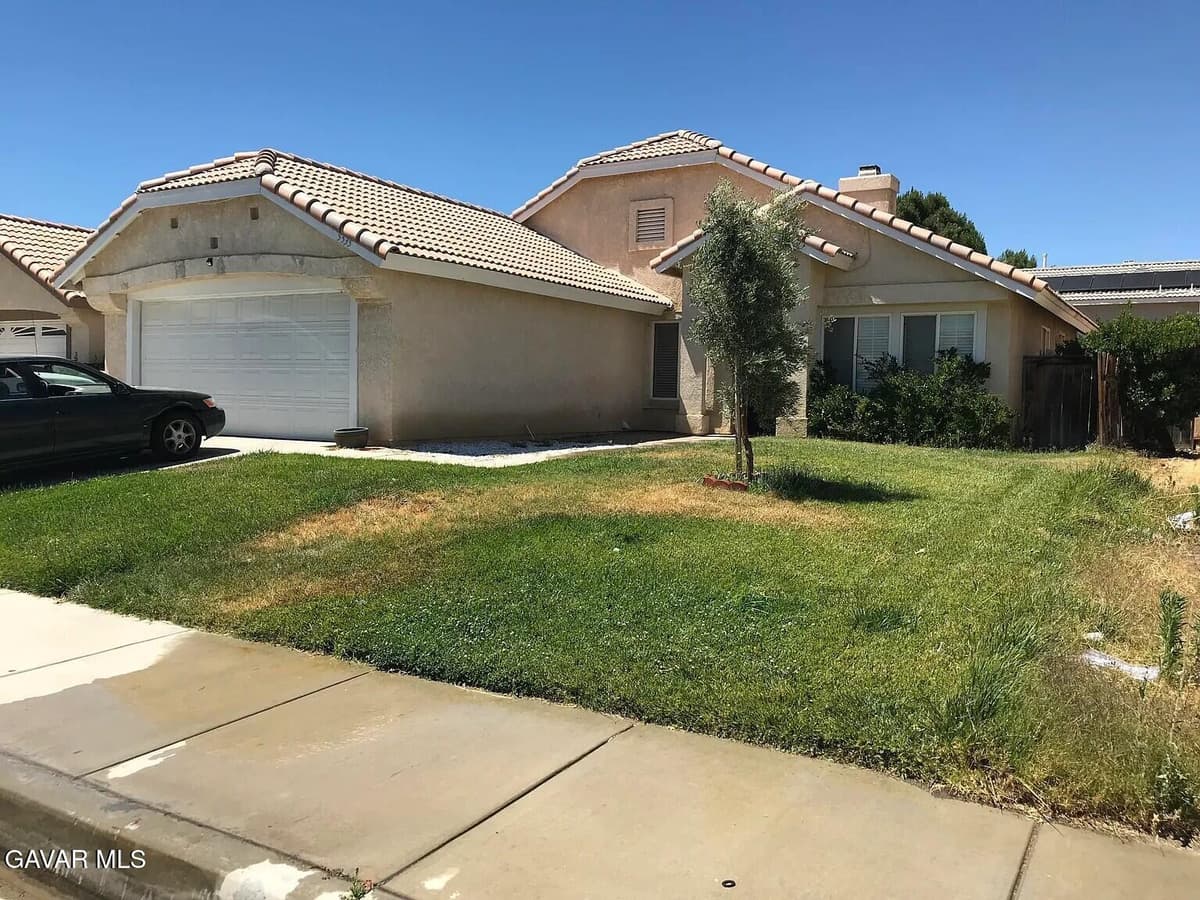 5535 Cisero Drive