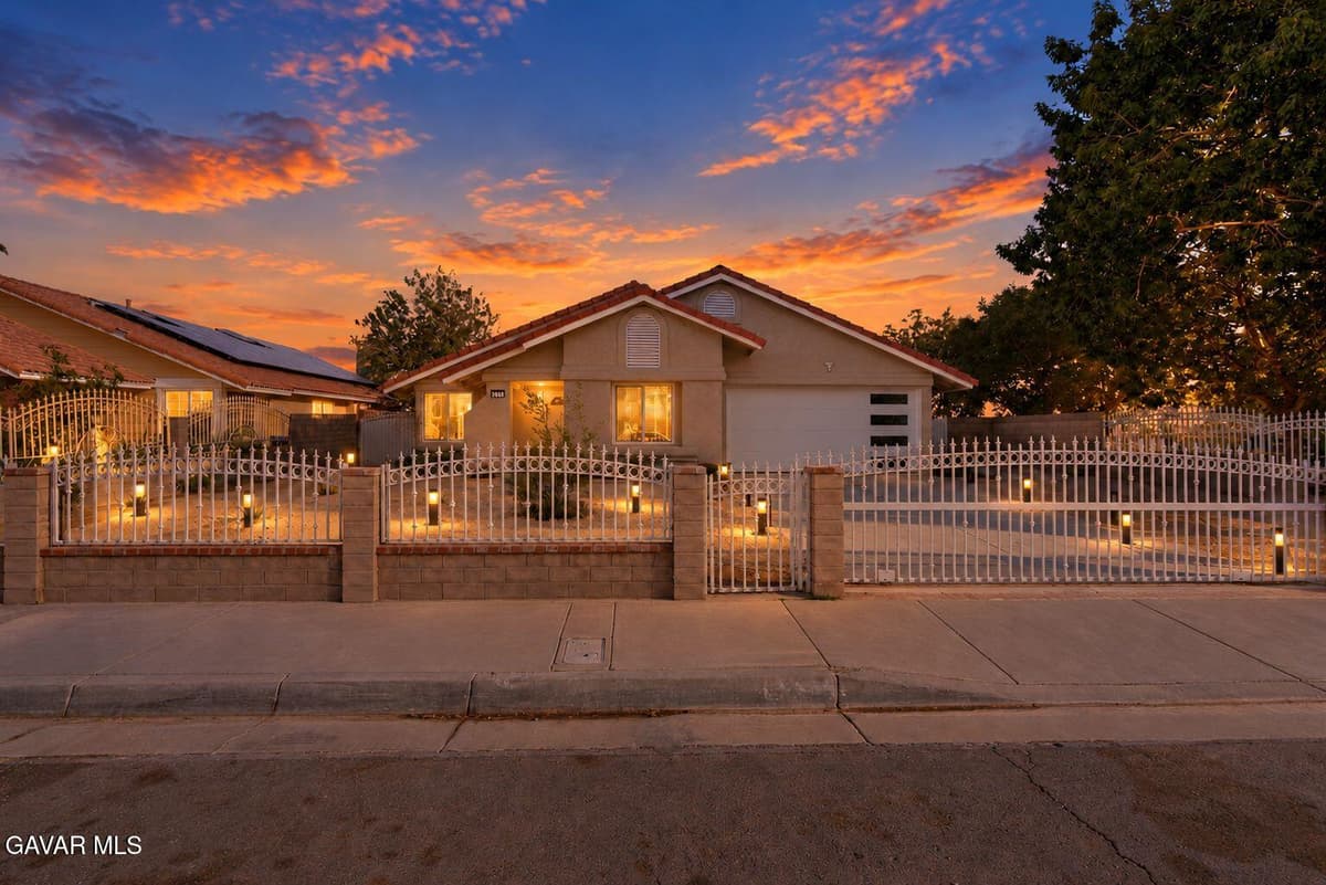 2665 E Ave Q-14