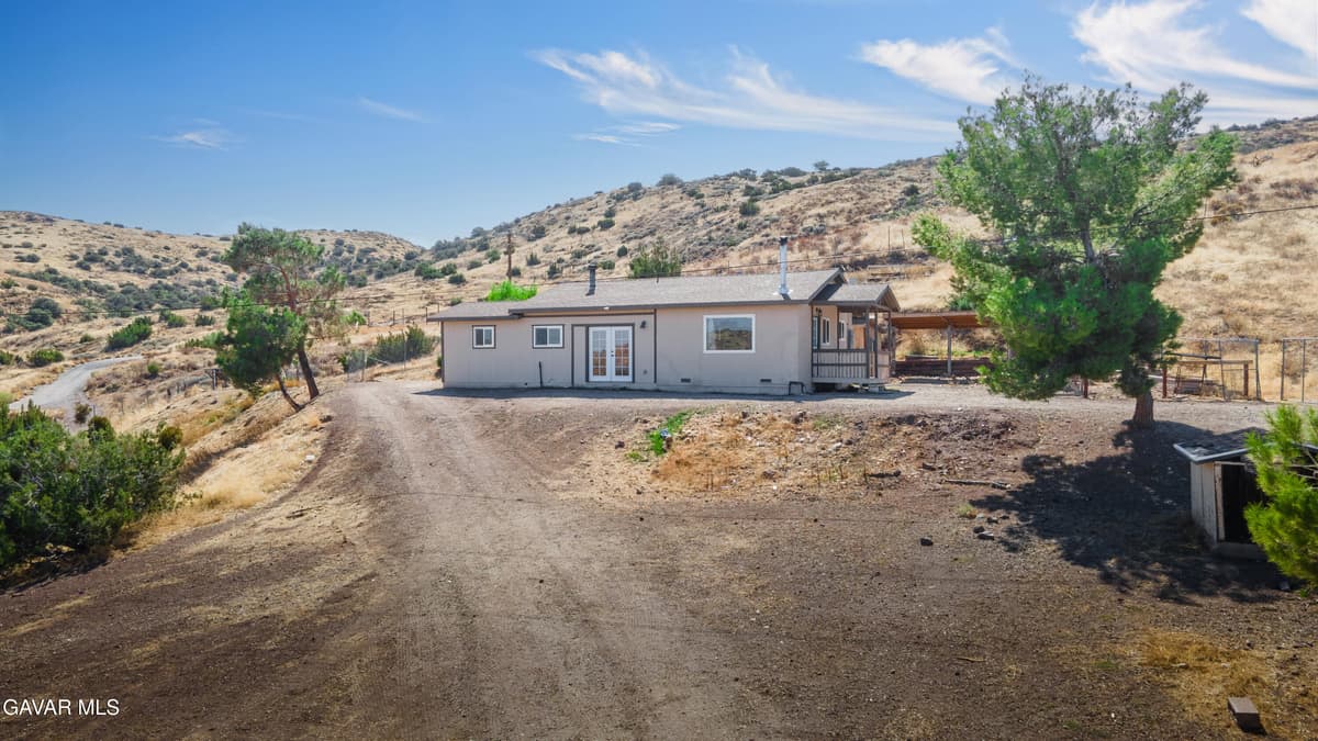35602 1/2 Old Nadeau Road