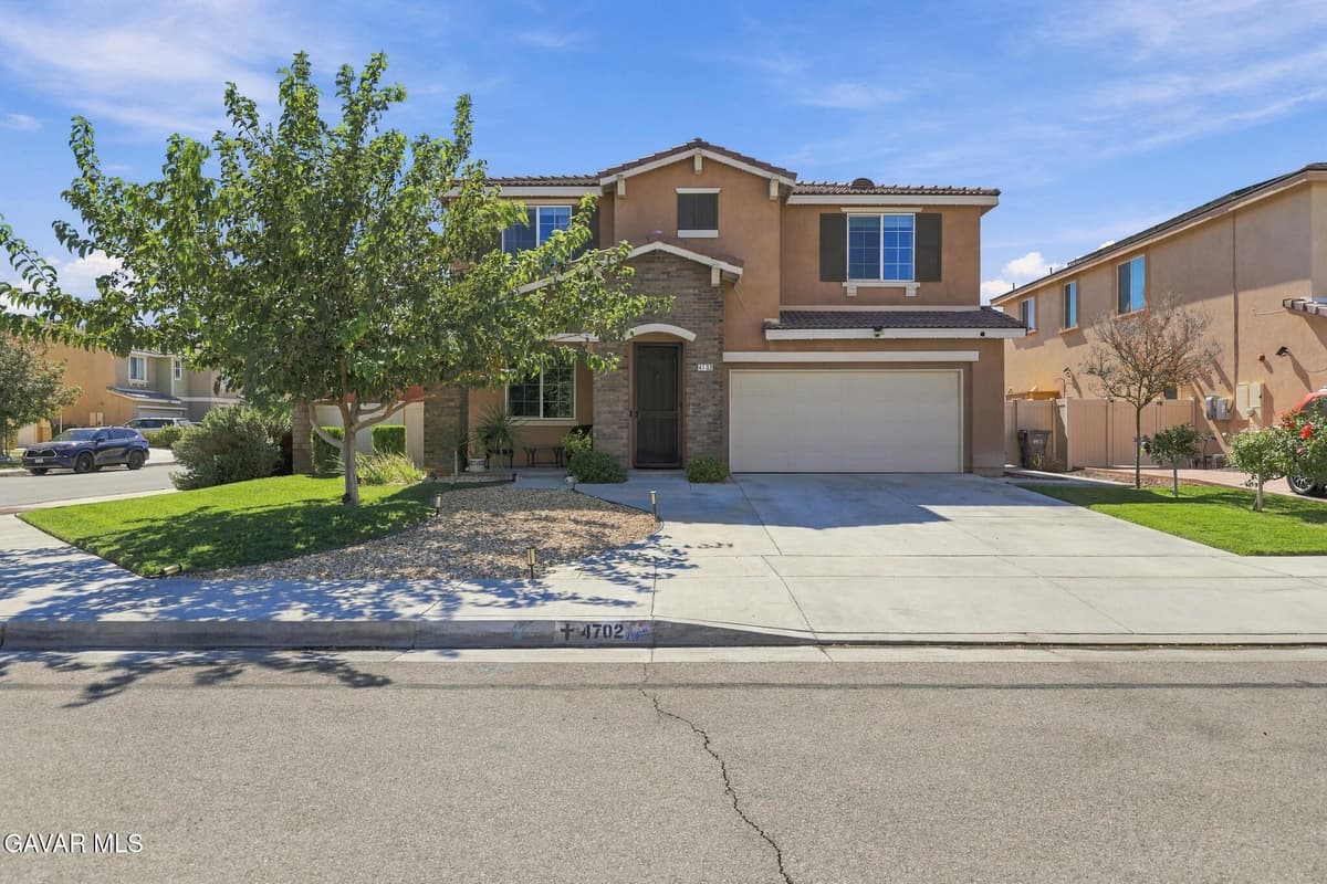 4702 Jewel Drive
