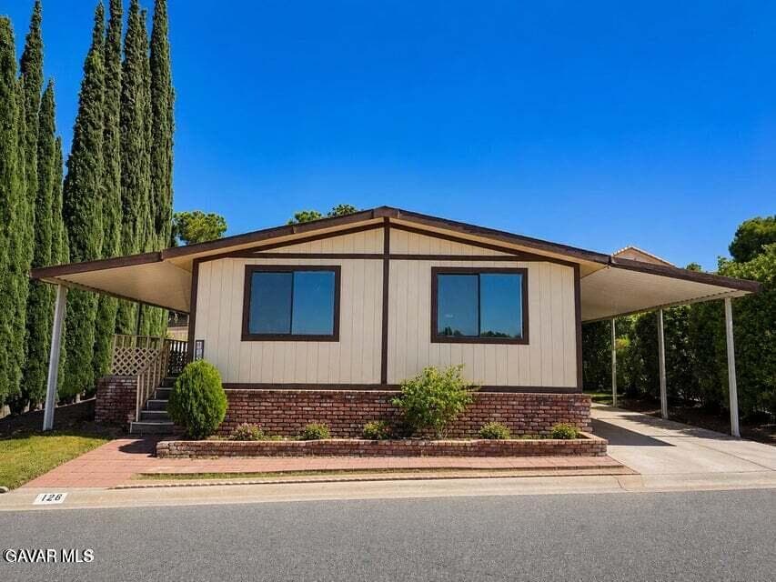 40701 W Rancho Vista Boulevard