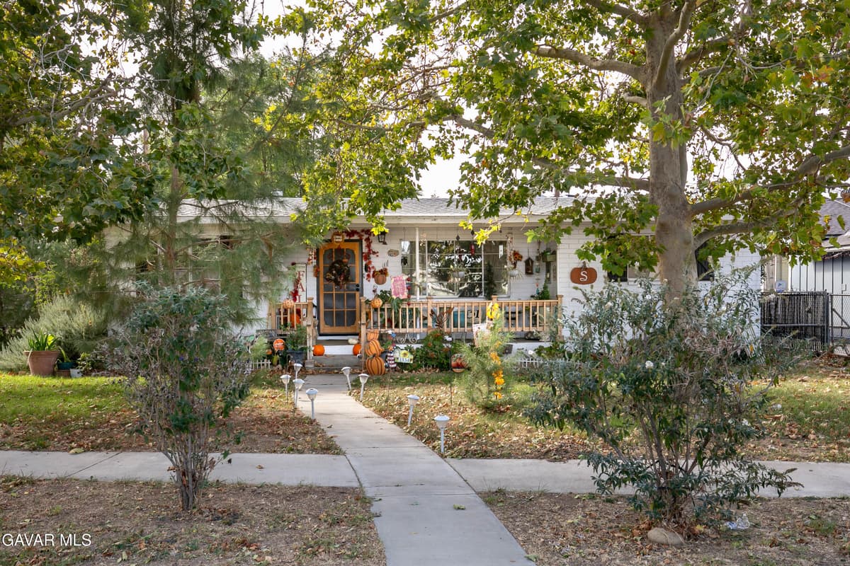 1334 W Jackman Street