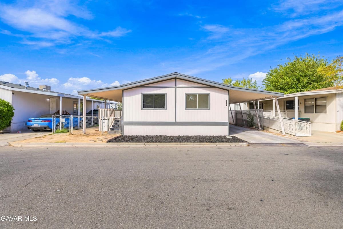 2330 E Avenue J8