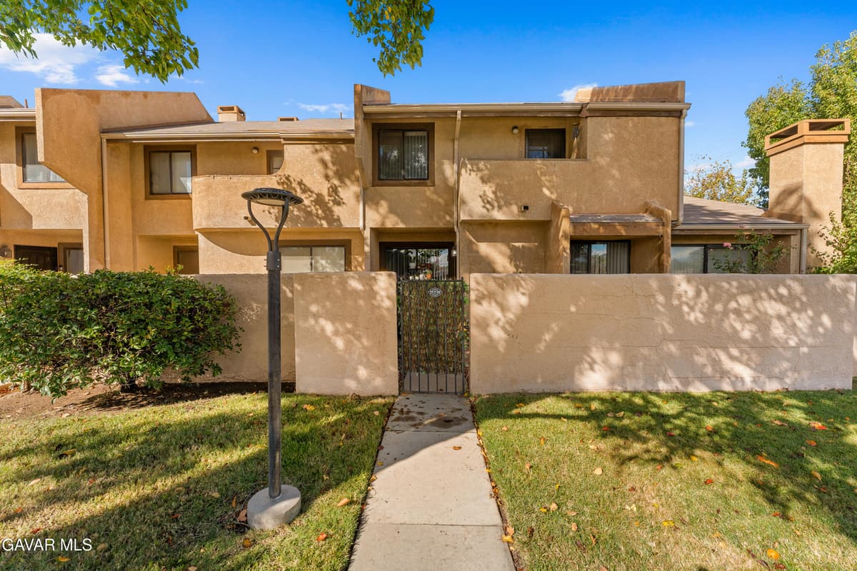 1849 E Avenue J 4