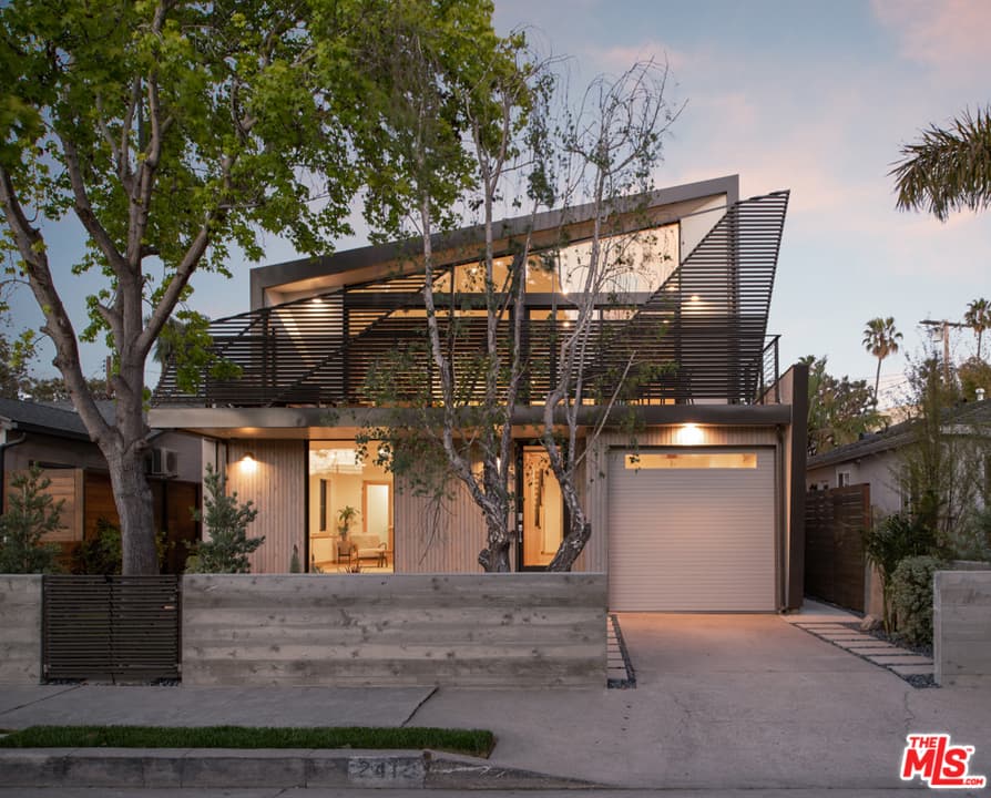 2412 Bryan Avenue