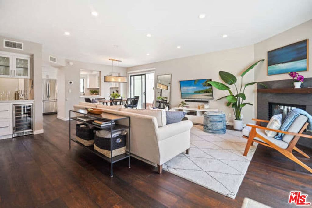 1128 15TH Street 6