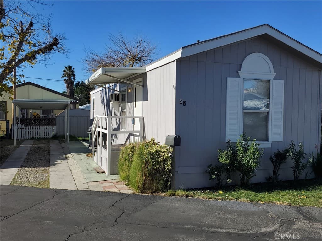 18204 Soledad Canyon Road 52