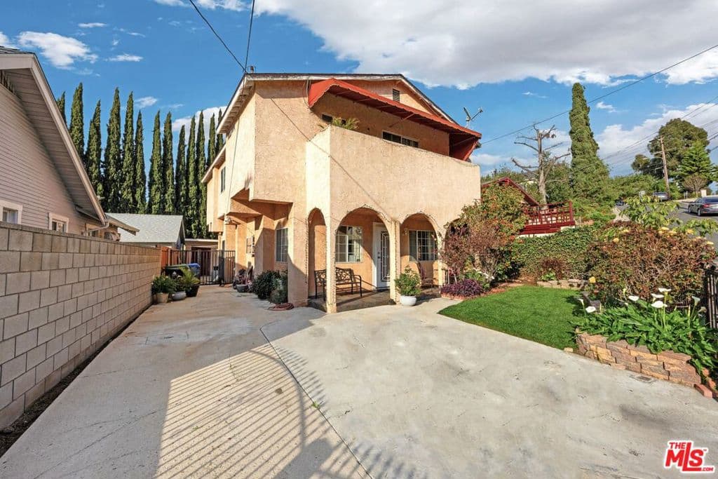 1357 Neola Street