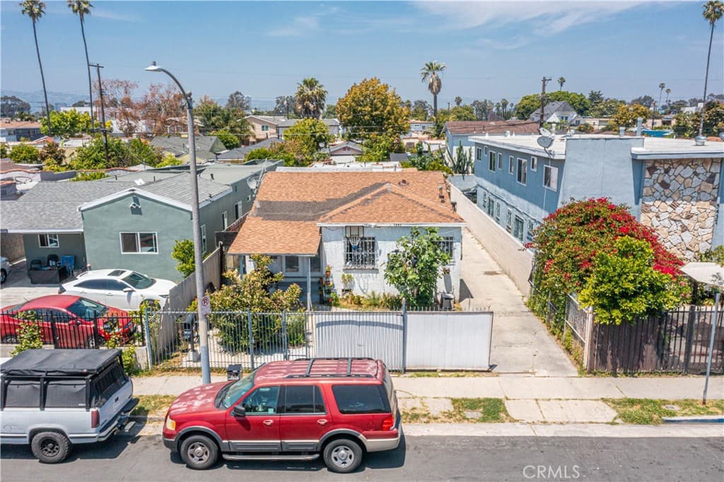 5441 Smiley Drive